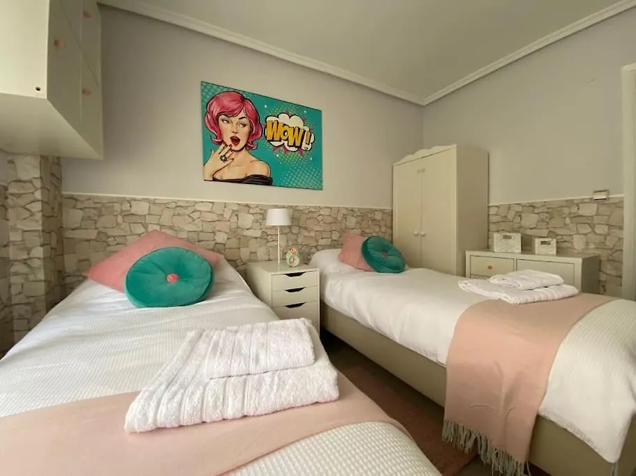 Flowers Family Home Sopelana Apartman